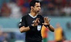 九游体育入口-夺冠热门对决，胜负未卜已成焦点的简单介绍