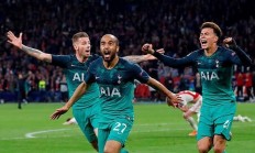 九游体育app-阿贾克斯队势如破竹连胜游刃有余的简单介绍