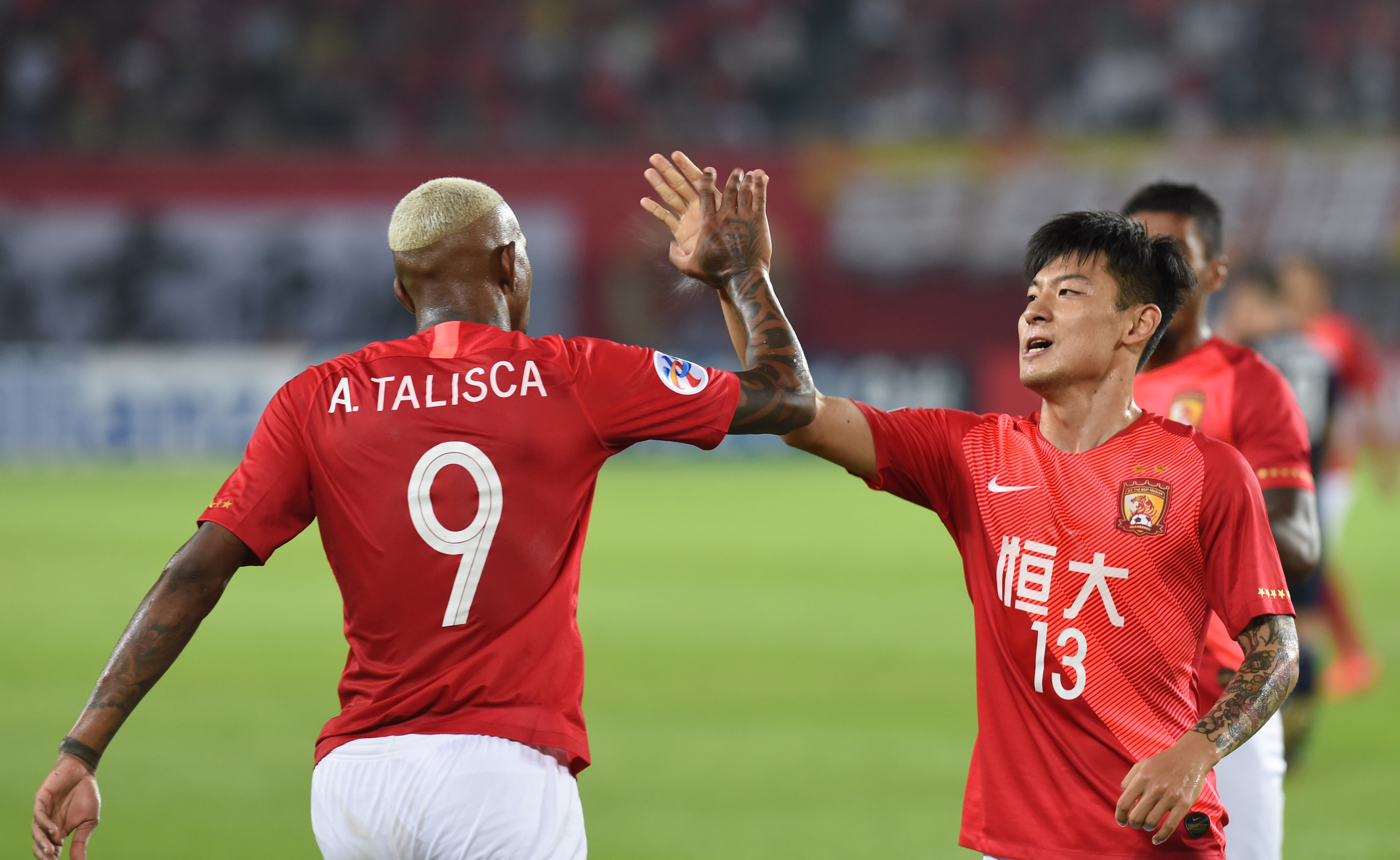 包含广州恒大再下重手，赢得胜利步入下一阶段的词条