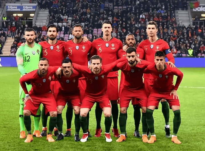 包含欧国联惊险战斗，强强对决令人血脉喷张的词条