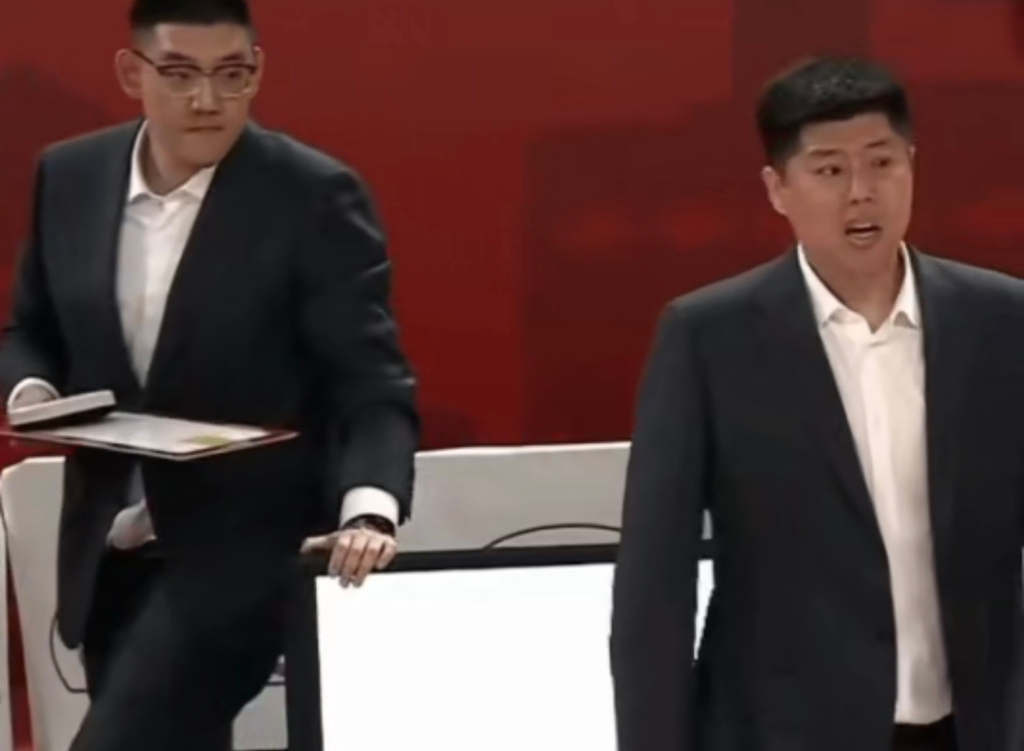 包含山西铁帅毫无懈怠,主场全取三分的词条 包含山西铁帅毫无懈怠,主场全取三分的词条