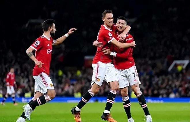 罗马球队备战新赛季，球员表现水涨船高