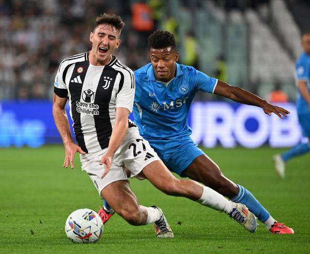 尤文图斯对决博洛尼亚，全力冲刺胜利