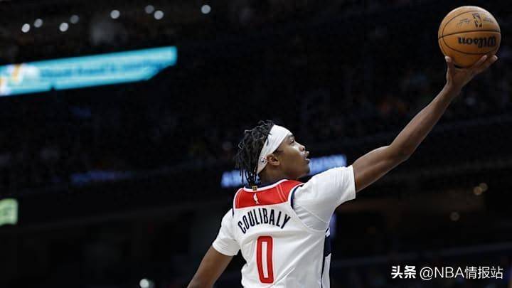 关于超级巨星再度表现糟糕，传言离队增多的信息