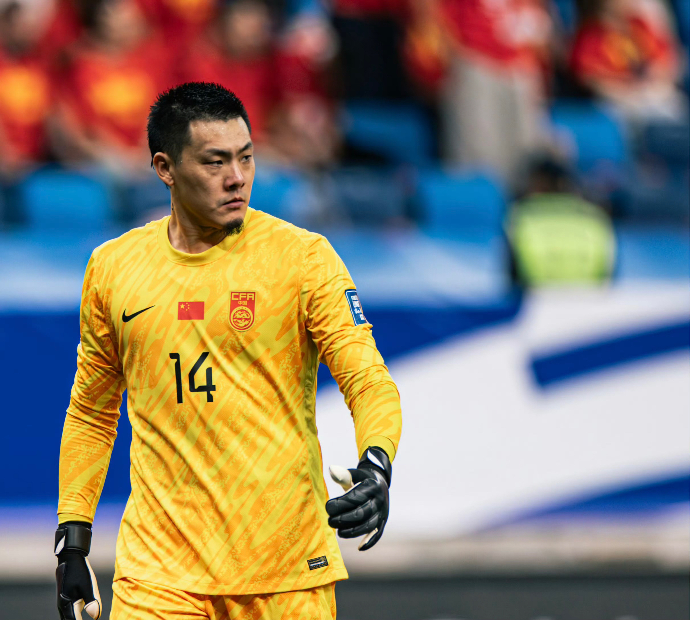 包含国足大获全胜，晋级重要大赛八强的词条