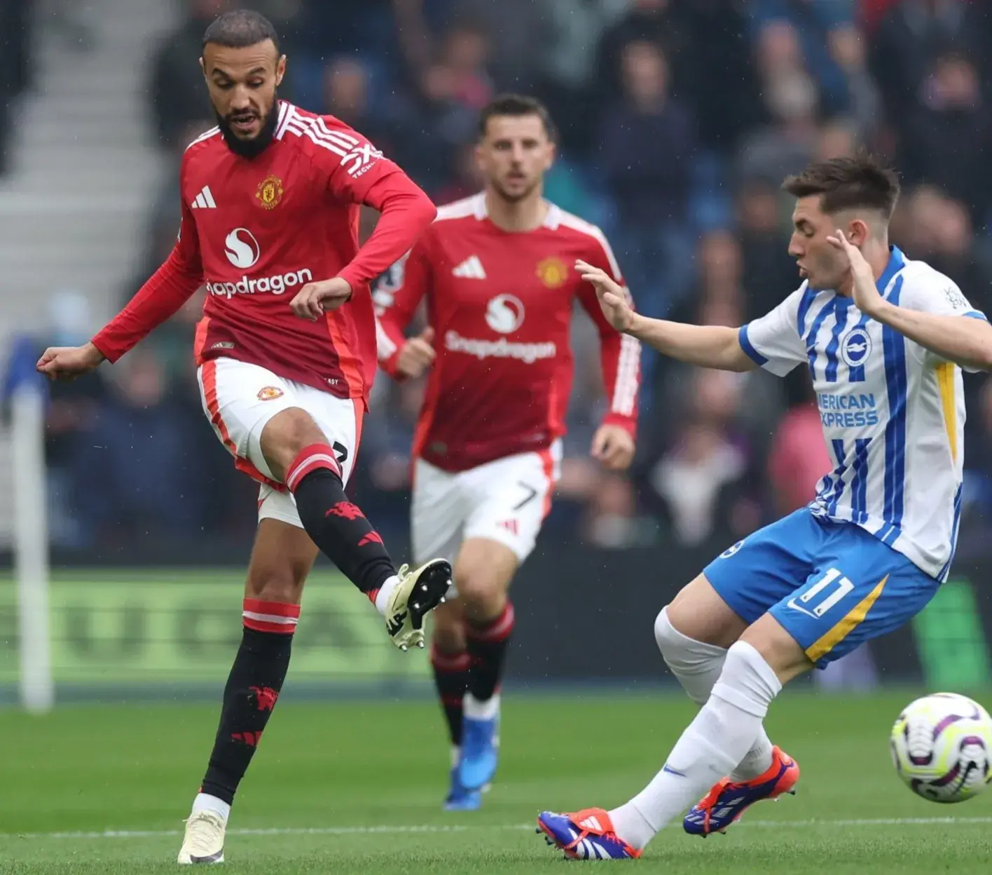 包含布莱顿客场不敌诺维奇，陷入连败泥潭的词条