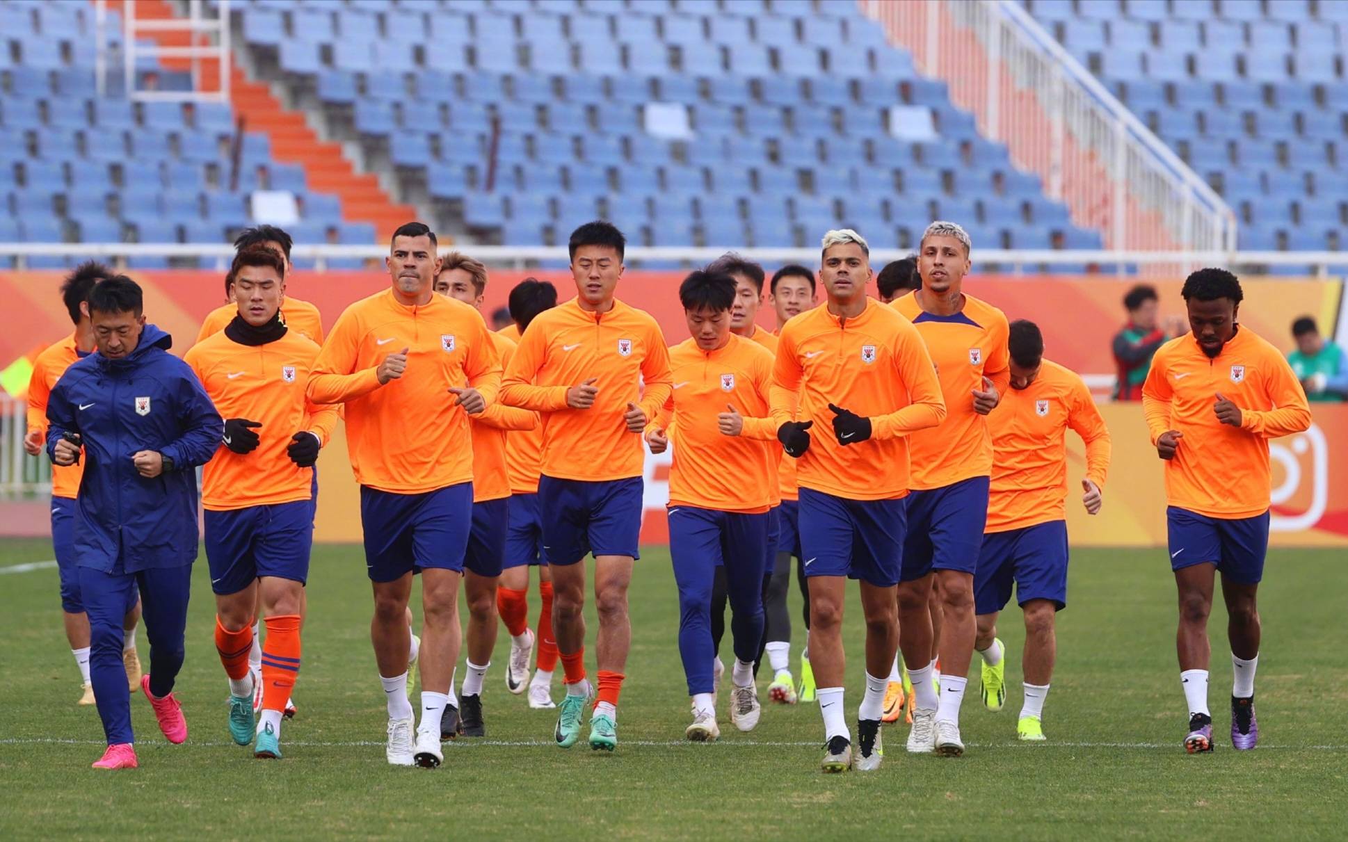 小牛队主教练公布战术计划，备战下一场比赛