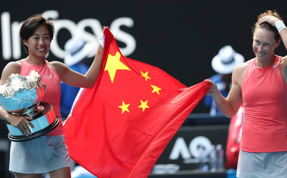 中国选手亮相，展现出色实力