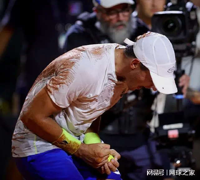 上海惨遭逆转，晋级前景扑朔迷离的简单介绍