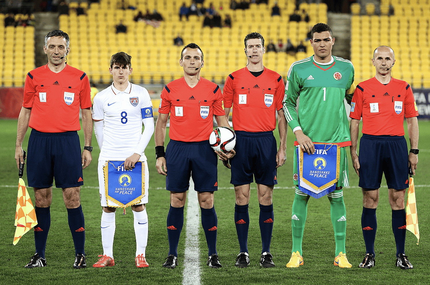 包含科索沃国家队在比赛中大获比分优势的词条 包含科索沃国家队在比赛中大获比分优势的词条