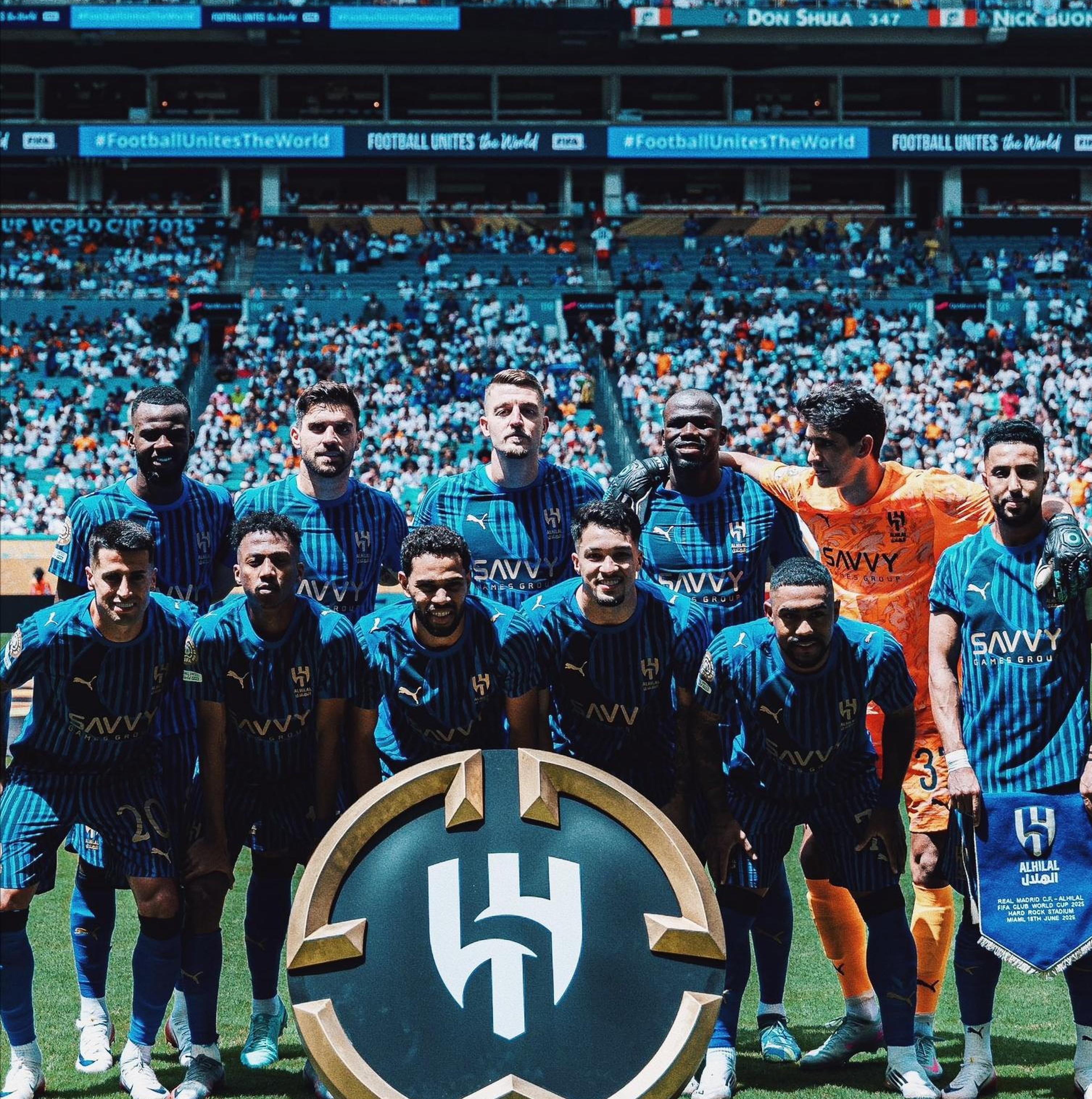 包含足球大战即将打响,多支劲旅已抵达足球场的词条 包含足球大战即将打响,多支劲旅已抵达足球场的词条